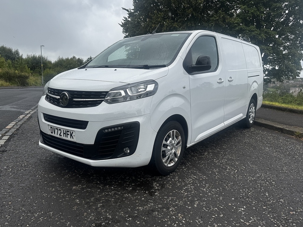 Vauxhall Vivaro Turbo D 2900 Sportive U4332 Ulez White