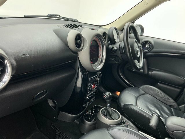 Mini Countryman Cooper D White #18