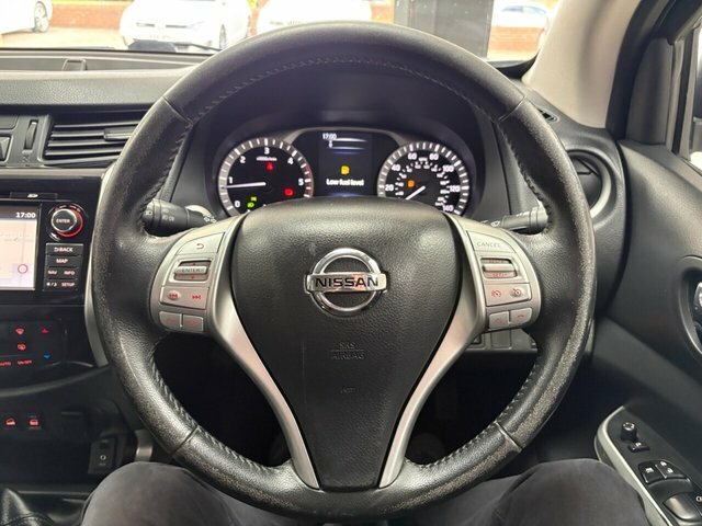 Nissan Navara Automatic Grey #19