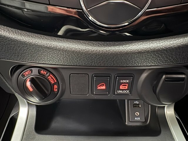 Nissan Navara Automatic Grey #28