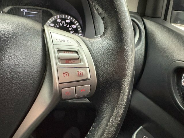 Nissan Navara Automatic Grey #20