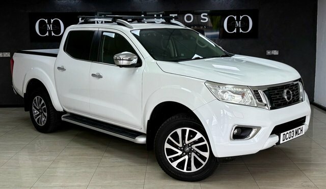 Nissan Navara 2.3 Dci Tekna Pickup Double Cab White