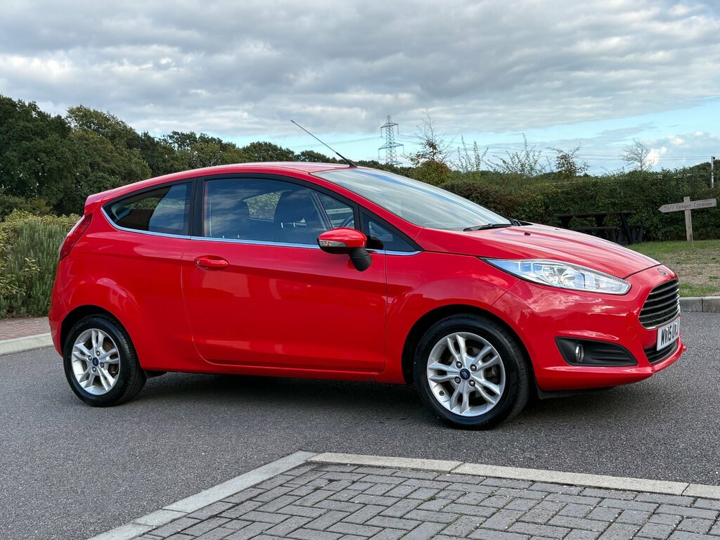 Ford Fiesta 1.0 Ecoboost Zetec Silver #1