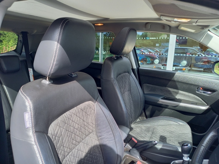 Suzuki Vitara Sz-t Silver #15