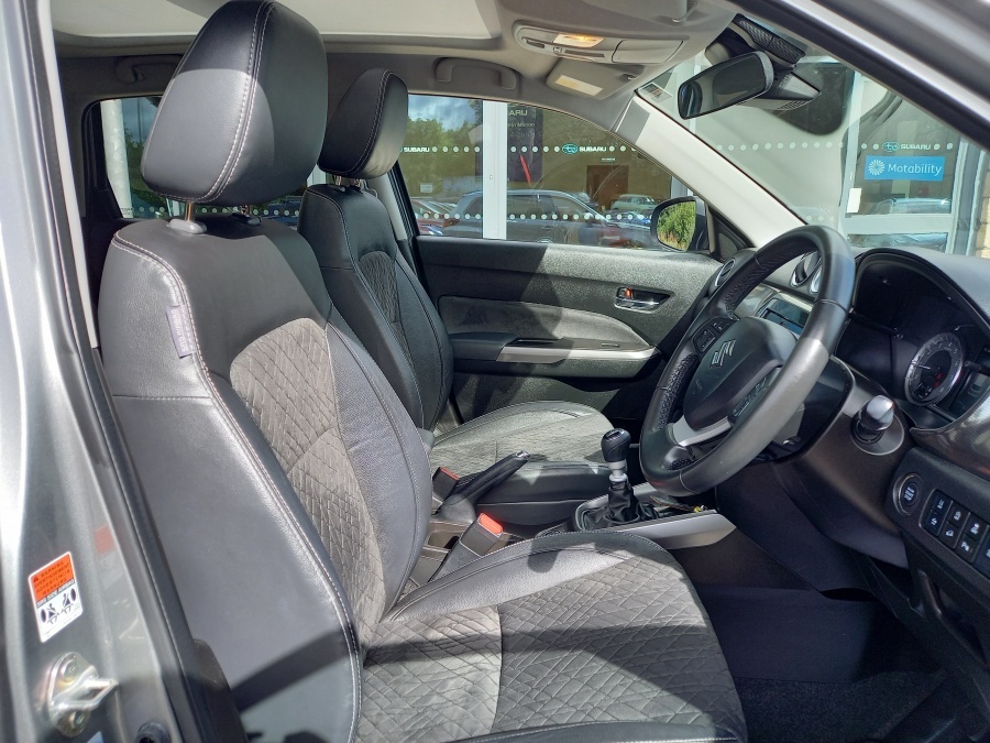 Suzuki Vitara Sz-t Silver #14
