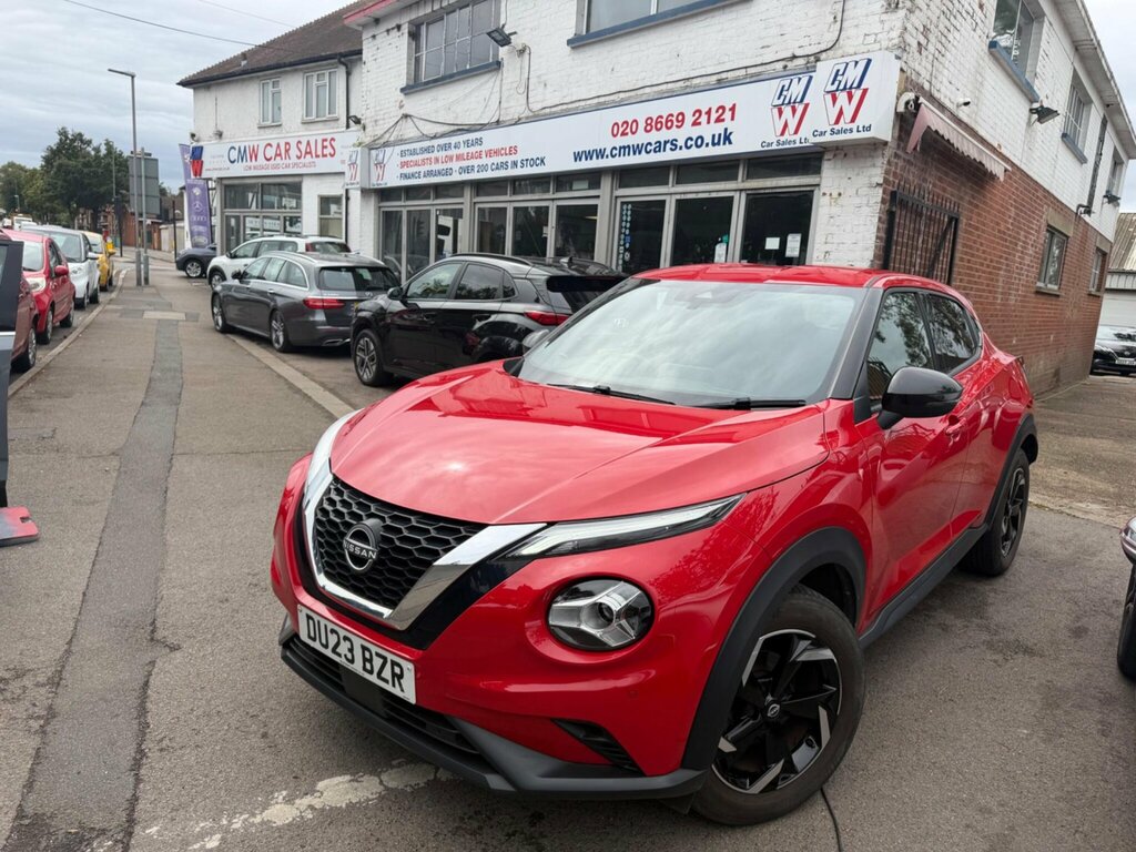 Nissan Juke 1.0 Dig-t N-connecta Euro 6 Ss Red