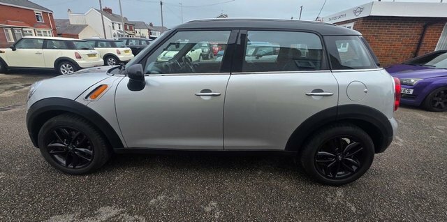 Mini Countryman 1.6 Cooper Suv Euro 5 S S 122 Silver #3