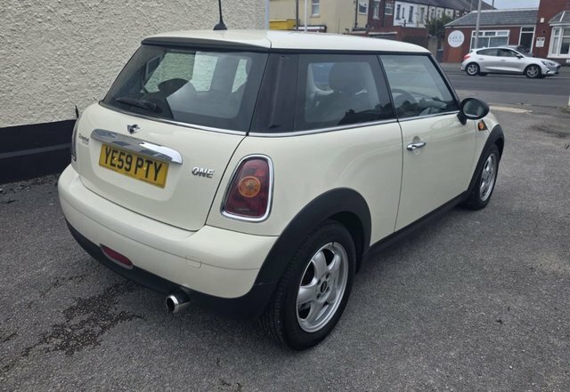 Mini Hatch 1.4 One Hatchback Euro 4 95 Ps White #4