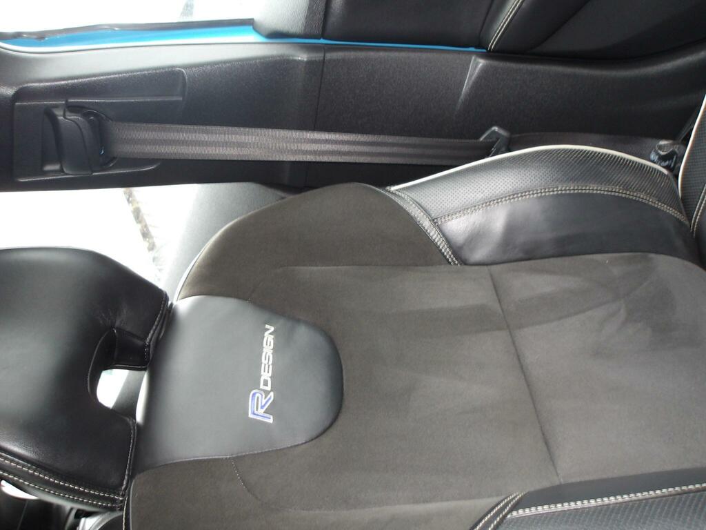 Volvo V40 D2 Se Black #9