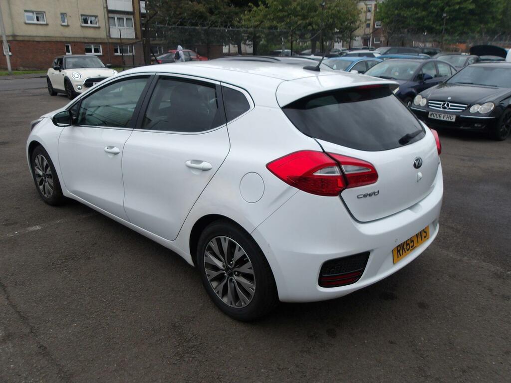 Kia Ceed 4  #4