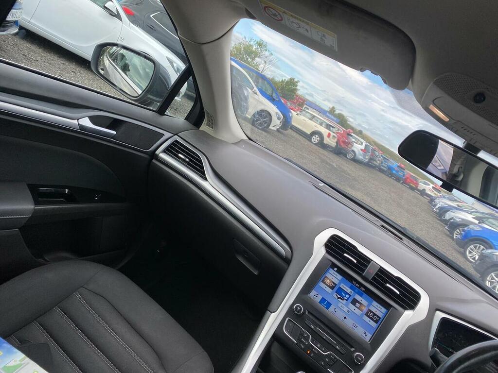 Ford Mondeo 1.5 Titanium 159 Bhp Black #24