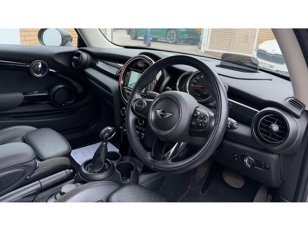 Mini Hatch 1.5 Cooper Hatchback Steptronic Euro 6 Silver #4