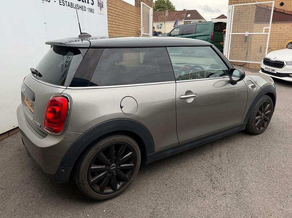 Mini Hatch 1.5 Cooper Hatchback Steptronic Euro 6 Silver #3