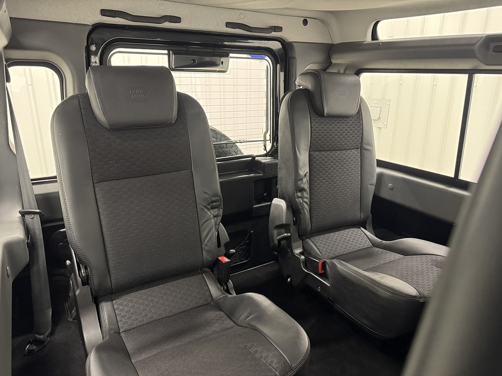 Land Rover Defender 90 Suv Green #24