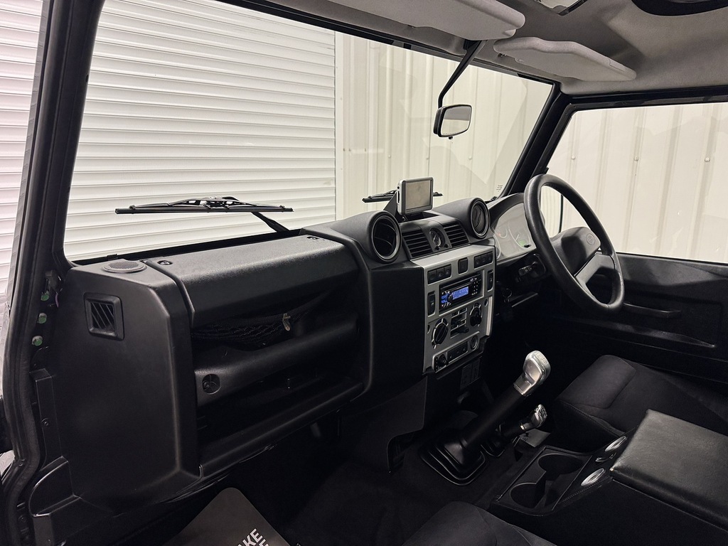 Land Rover Defender 90 Suv Green #14