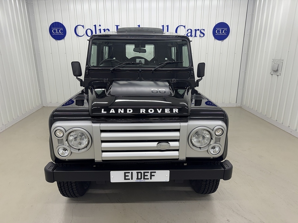 Land Rover Defender 90 2.4 Tdci Svx Station Wagon 4Wd S Black #3