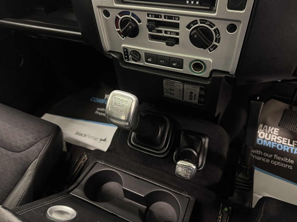 Land Rover Defender 90 Suv Green #19