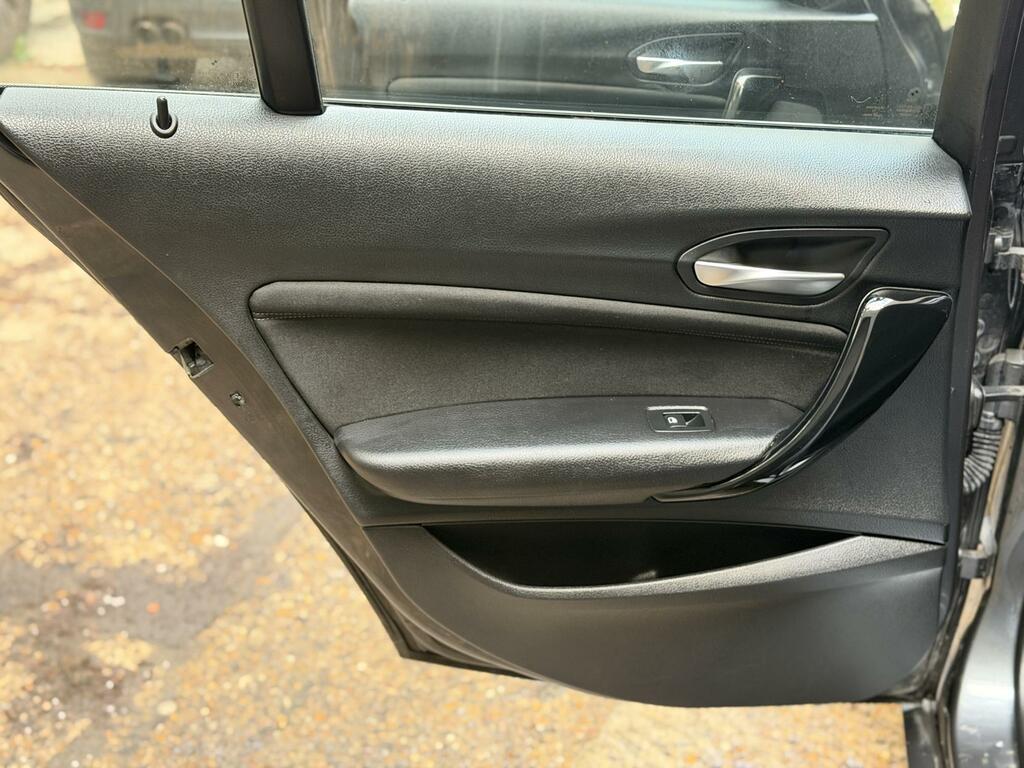 BMW 1 Series 120D Sport Nav White #27