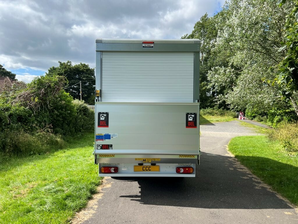 Renault Master 2.0 Ll35 Dci 150 Advance Luton With Tail Lift White #4