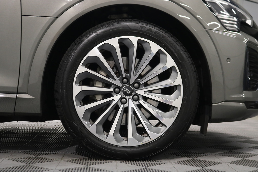Audi Q8 e tron Q8 E-tron S Line 55 Quattro Grey #7