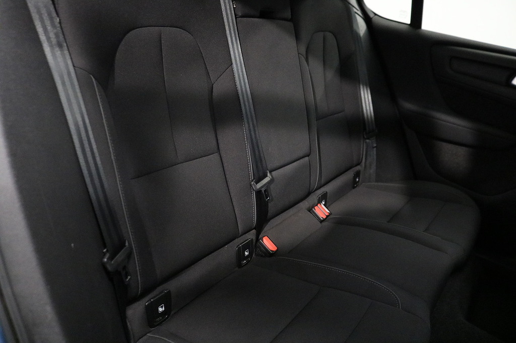 Volvo C40 69Kwh Plus Black #11