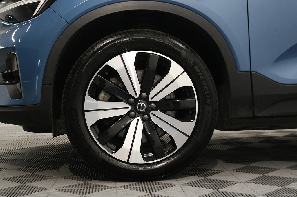 Volvo C40 69Kwh Plus Black #8