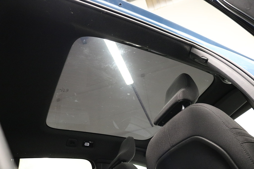 Volvo C40 69Kwh Plus Black #13