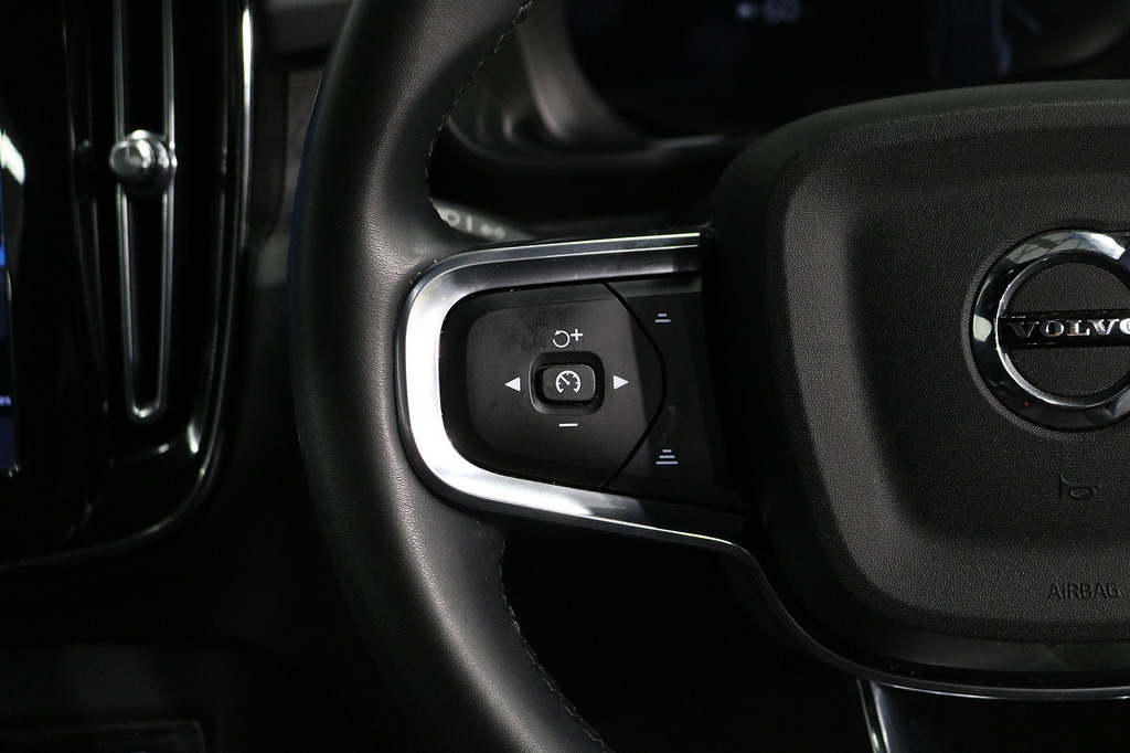 Volvo C40 69Kwh Plus Black #21