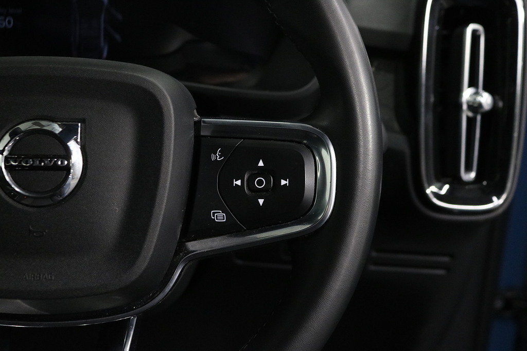 Volvo C40 69Kwh Plus Black #18