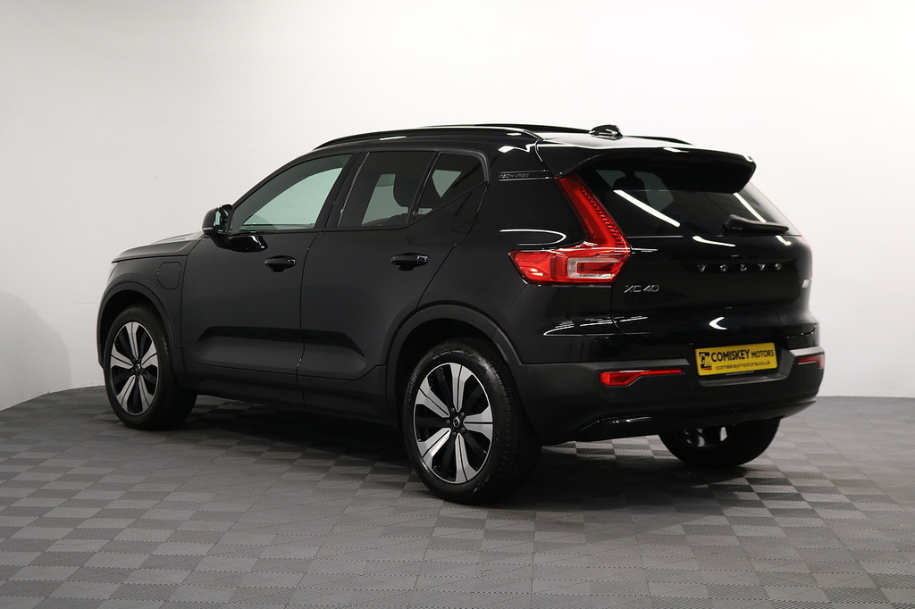 Volvo XC40 H T5 Ultimate Dark Black #4