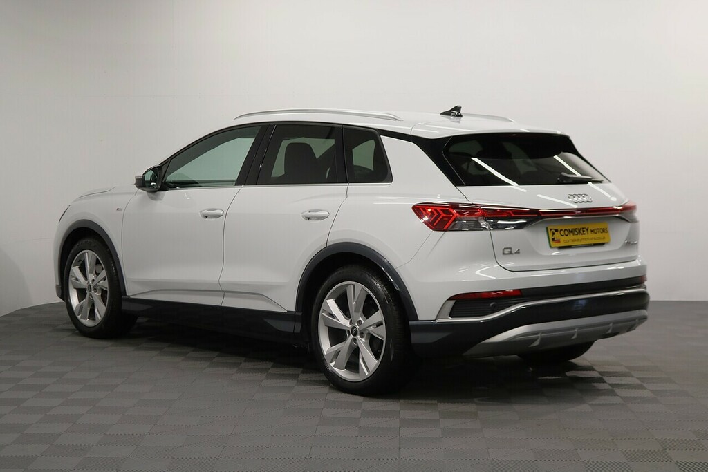 Audi Q4 E Tron S Line White #4