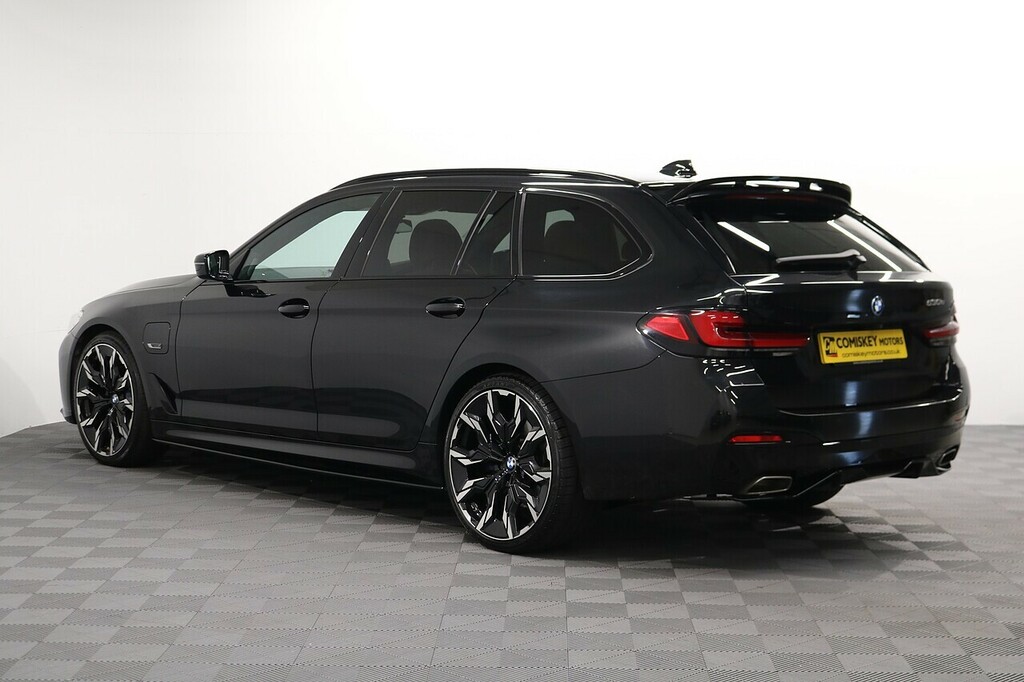 BMW 5 Series 530E M Sport Blue #4