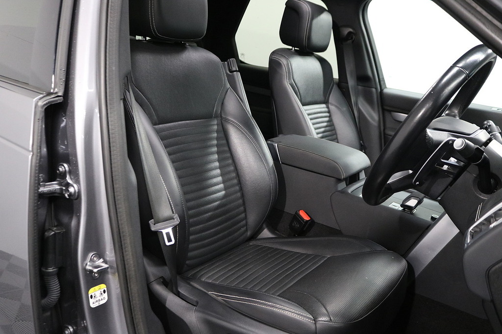Land Rover Discovery R-dynamic Se Commercial Grey #16
