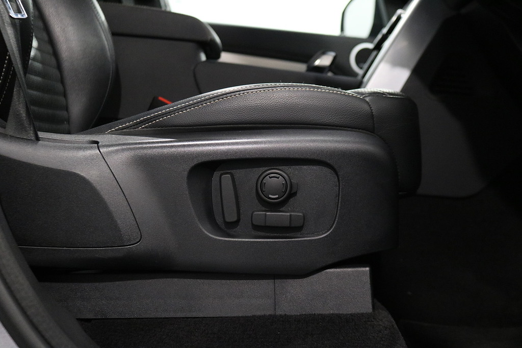 Land Rover Discovery R-dynamic Se Commercial Grey #19
