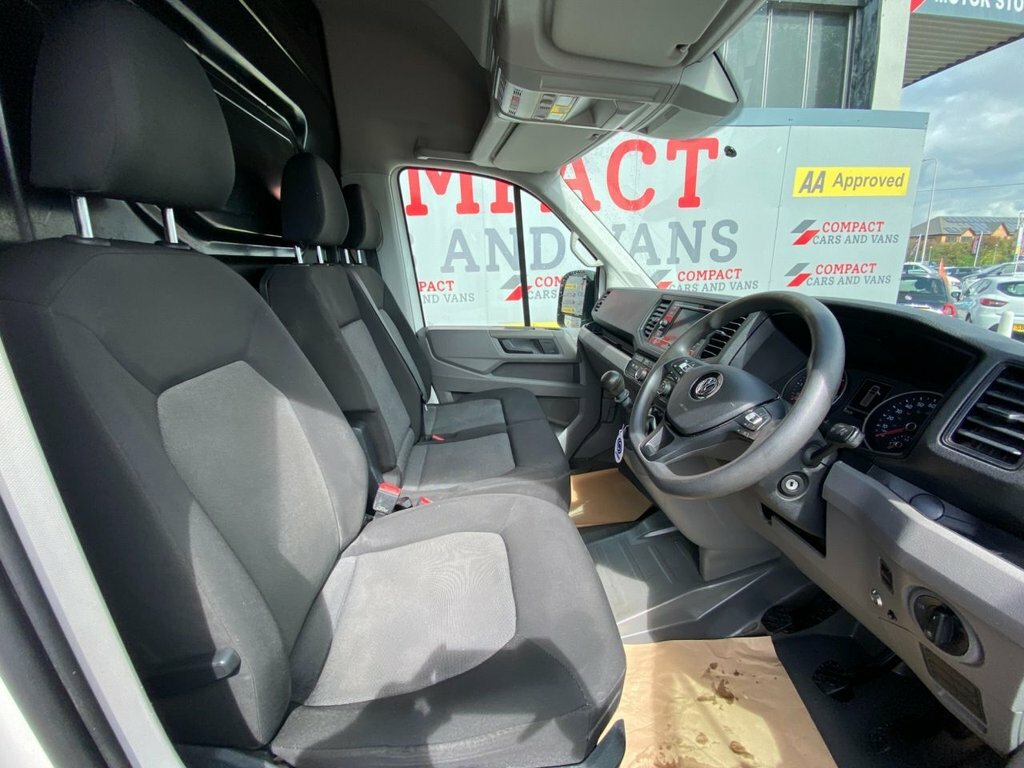Volkswagen Crafter Panel Van White #16