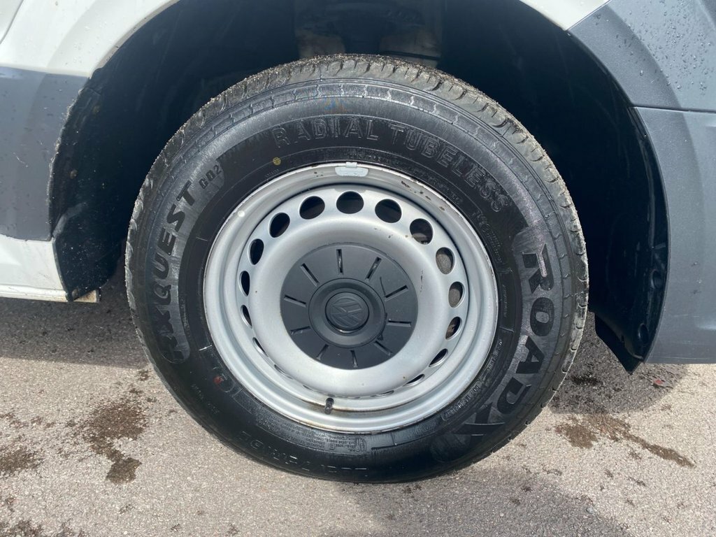 Volkswagen Crafter Panel Van White #20