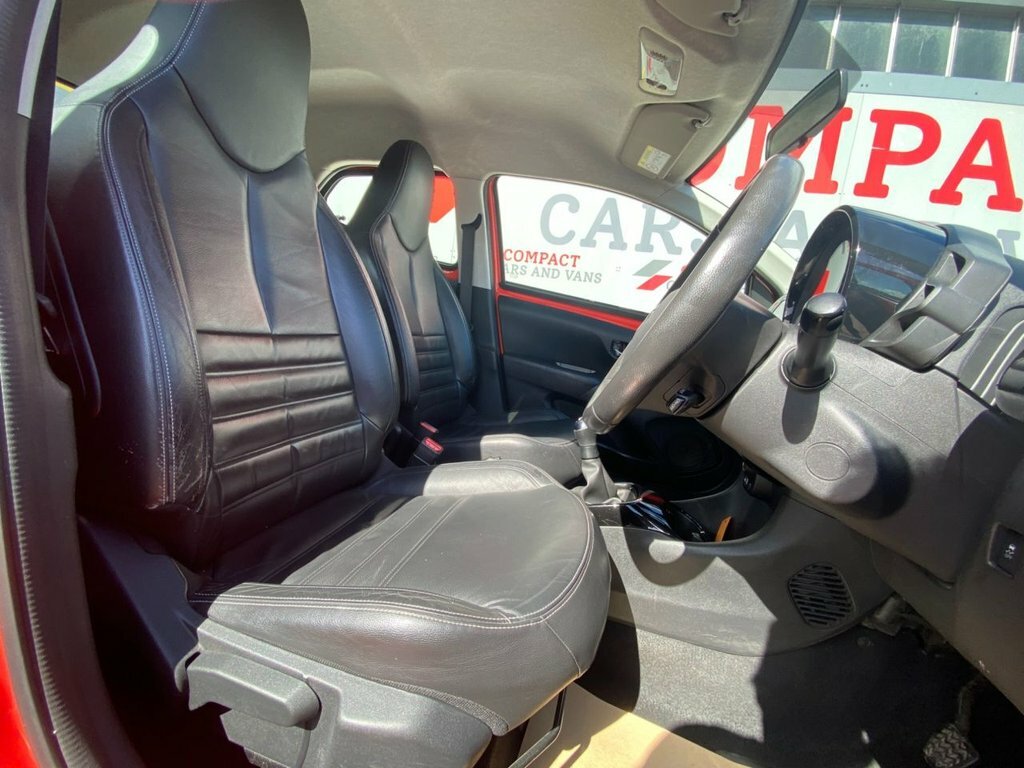 Toyota Aygo Move With Style 1.0 Vvt-i Multimode Red #19