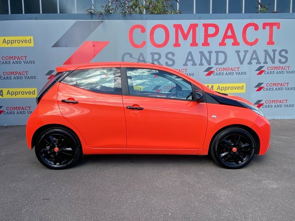 Toyota Aygo 1L X-cite Orange #4