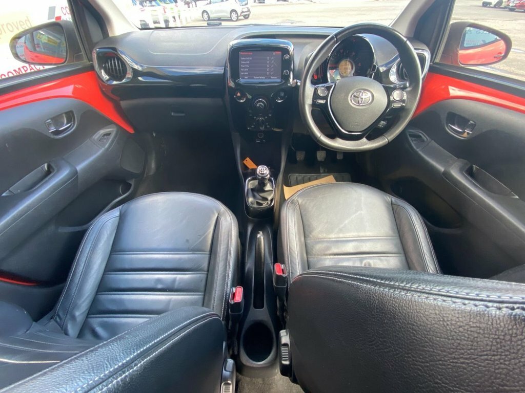 Toyota Aygo Move With Style 1.0 Vvt-i Multimode Red #16