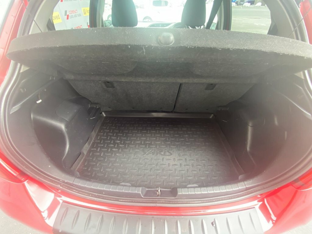 Toyota Yaris Hatchback Grey #22