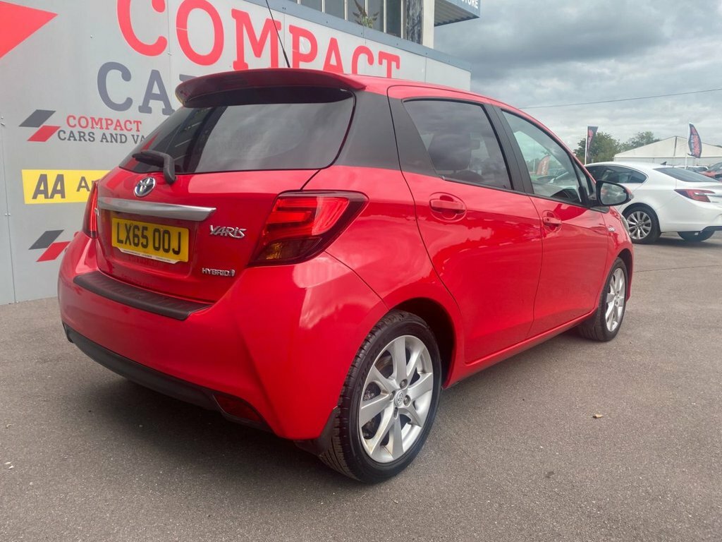 Toyota Yaris 1.5L Sport Red #5