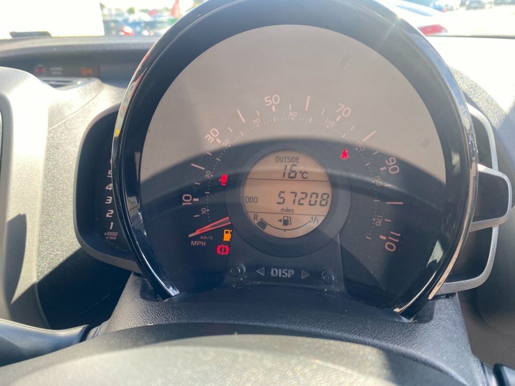 Toyota Aygo 1L X-play Blue #6