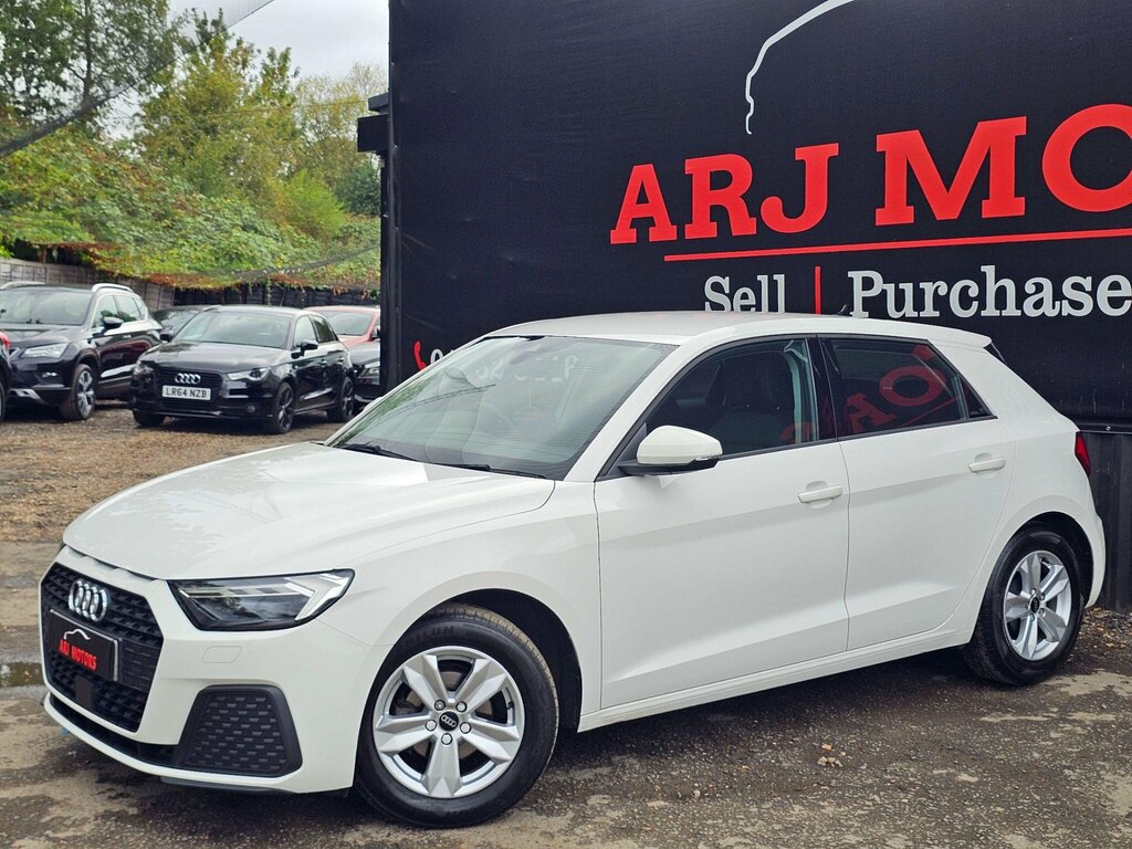 Audi A1 1.0 Tfsi 25 Technik Sportback Euro 6 Ss White #4