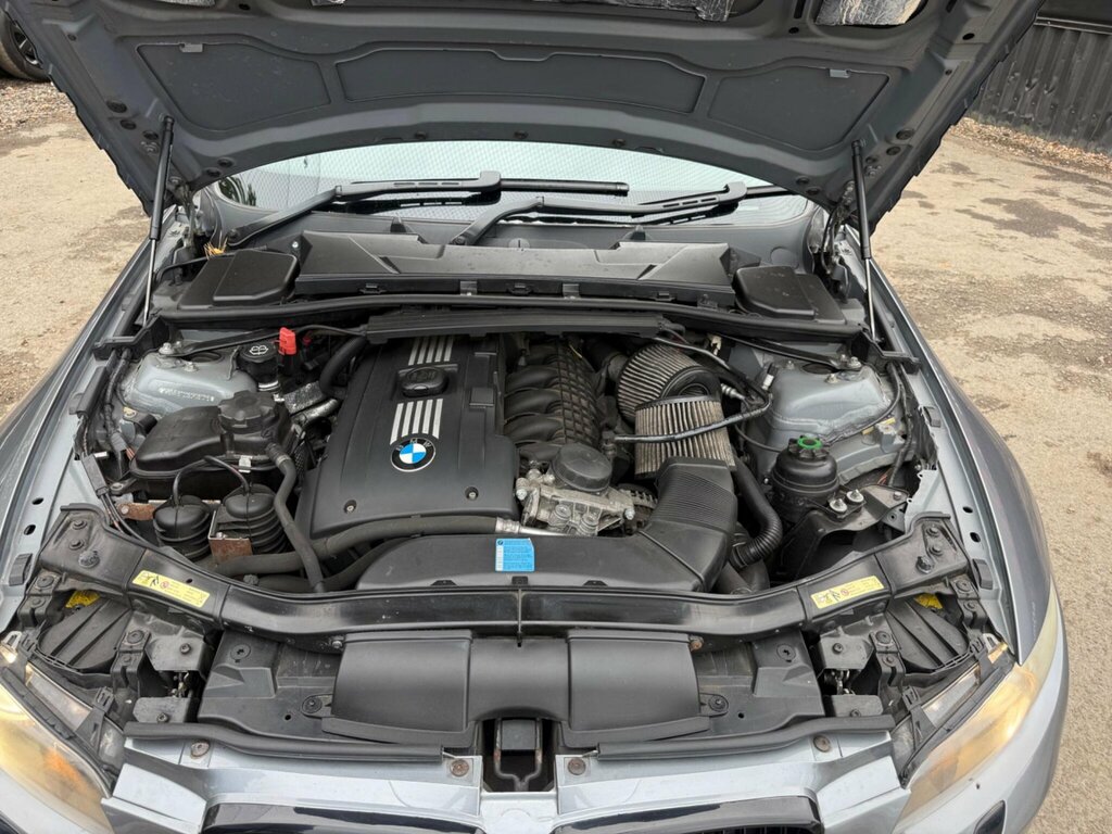 BMW 3 Series Green #10