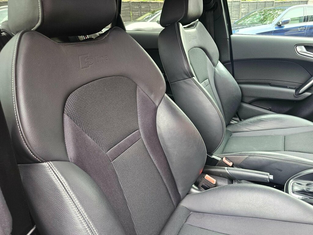 Audi A1 1.6 Tdi S Line Style Black #23