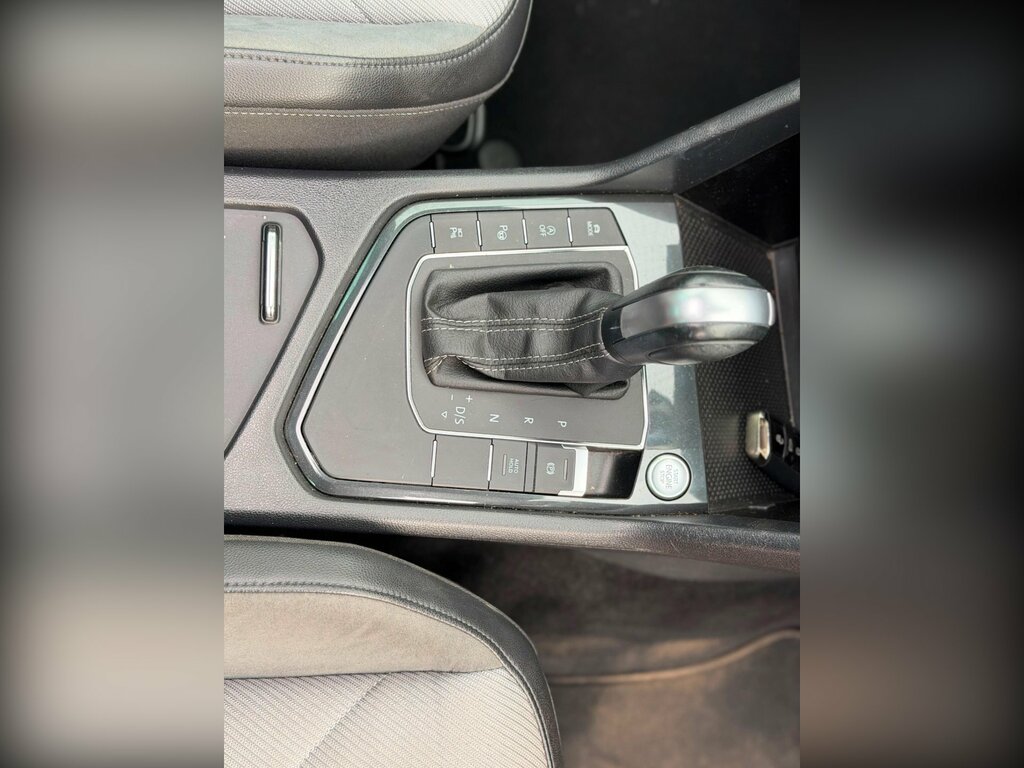 Volkswagen Tiguan 2.0 Tsi 230 4Motion Sel Dsg White #35