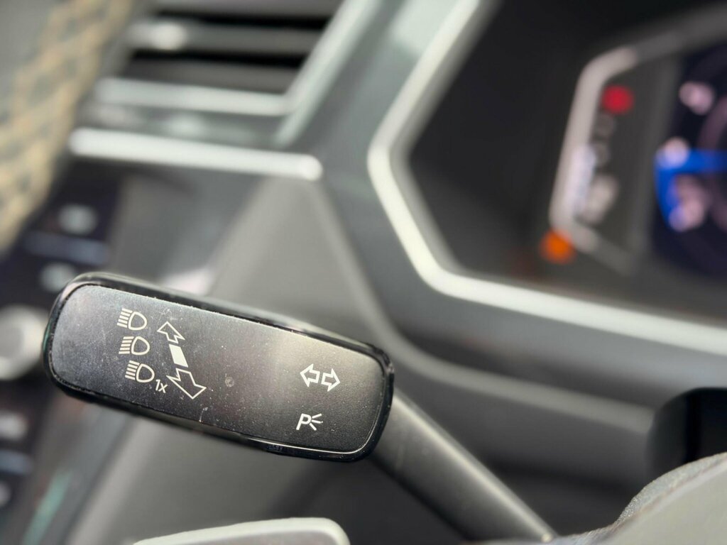 Volkswagen Tiguan 2.0 Tsi 230 4Motion Sel Dsg White #27