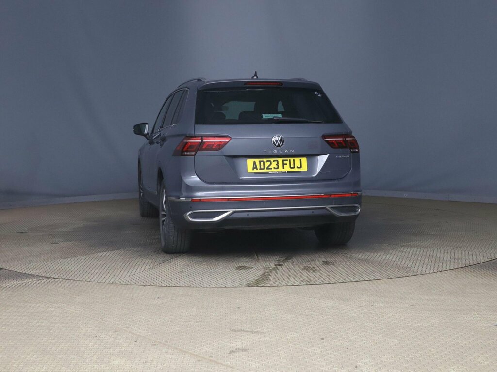Volkswagen Tiguan 1.4 Tsi 13Kwh Elegance Dsg Euro 6 Ss Grey #4
