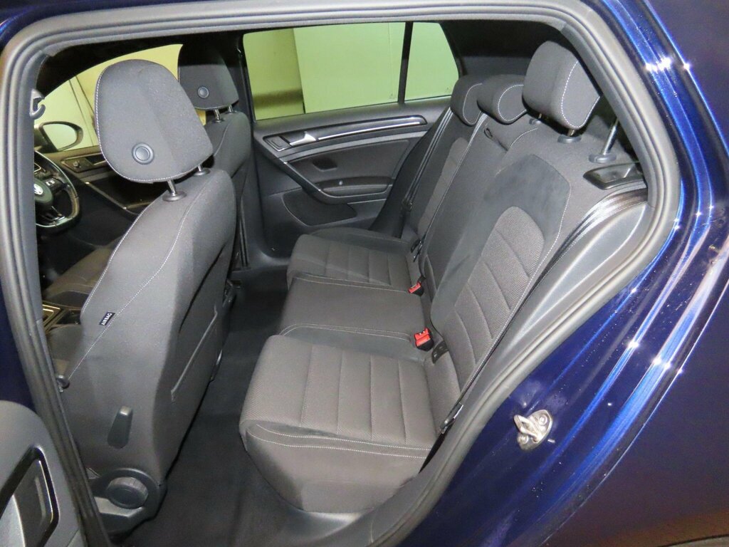 Volkswagen Golf 1.5 Gt Tsi Evo 148 Bhp White #6