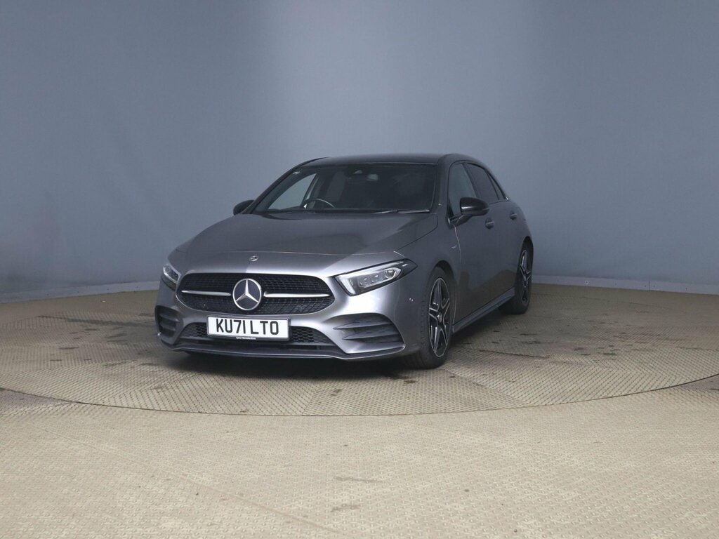 Mercedes-Benz A Class 1.3 A180 Amg Line Edition Premium Plus 7G-dct Eu Grey #2